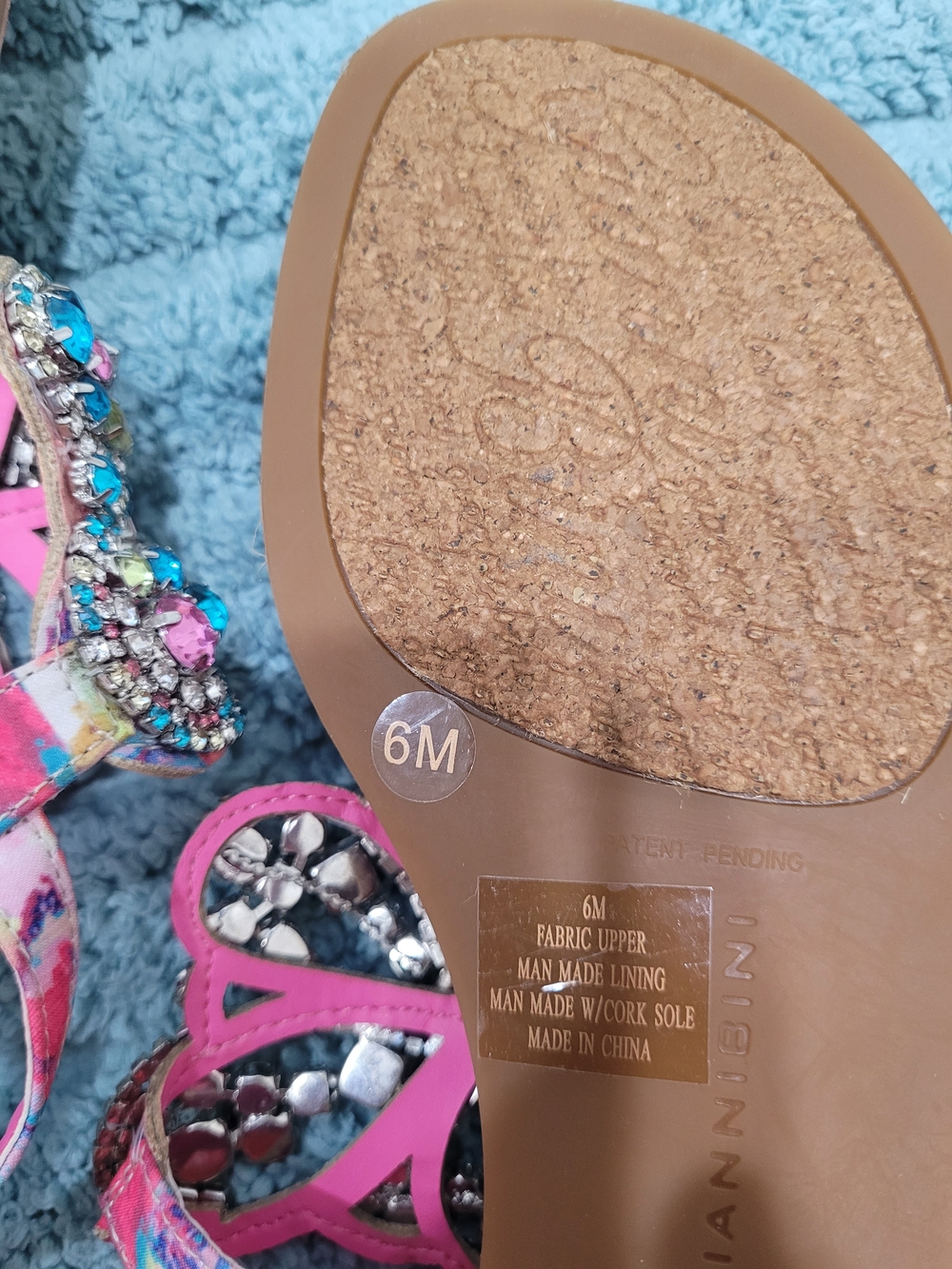 Gianni Bini Butterfly Rhinestone Jeweled T-Strap Sandals Womens Size 6 NEW - Picture 6 of 6